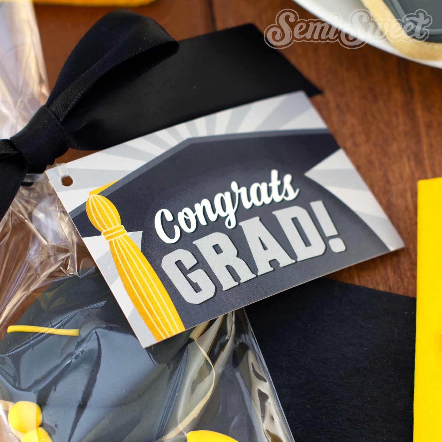 Congrats Grad 2" x 3" Tag - Pack of 25