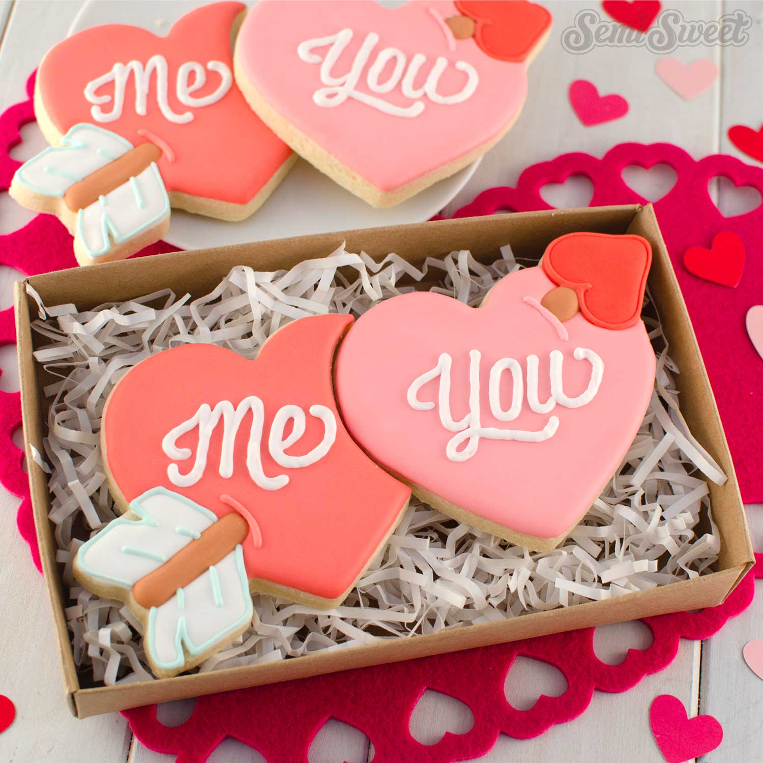 2-piece heart cookie set