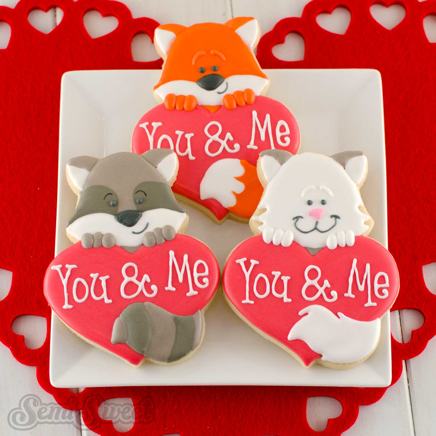animal-heart-cookie-plate