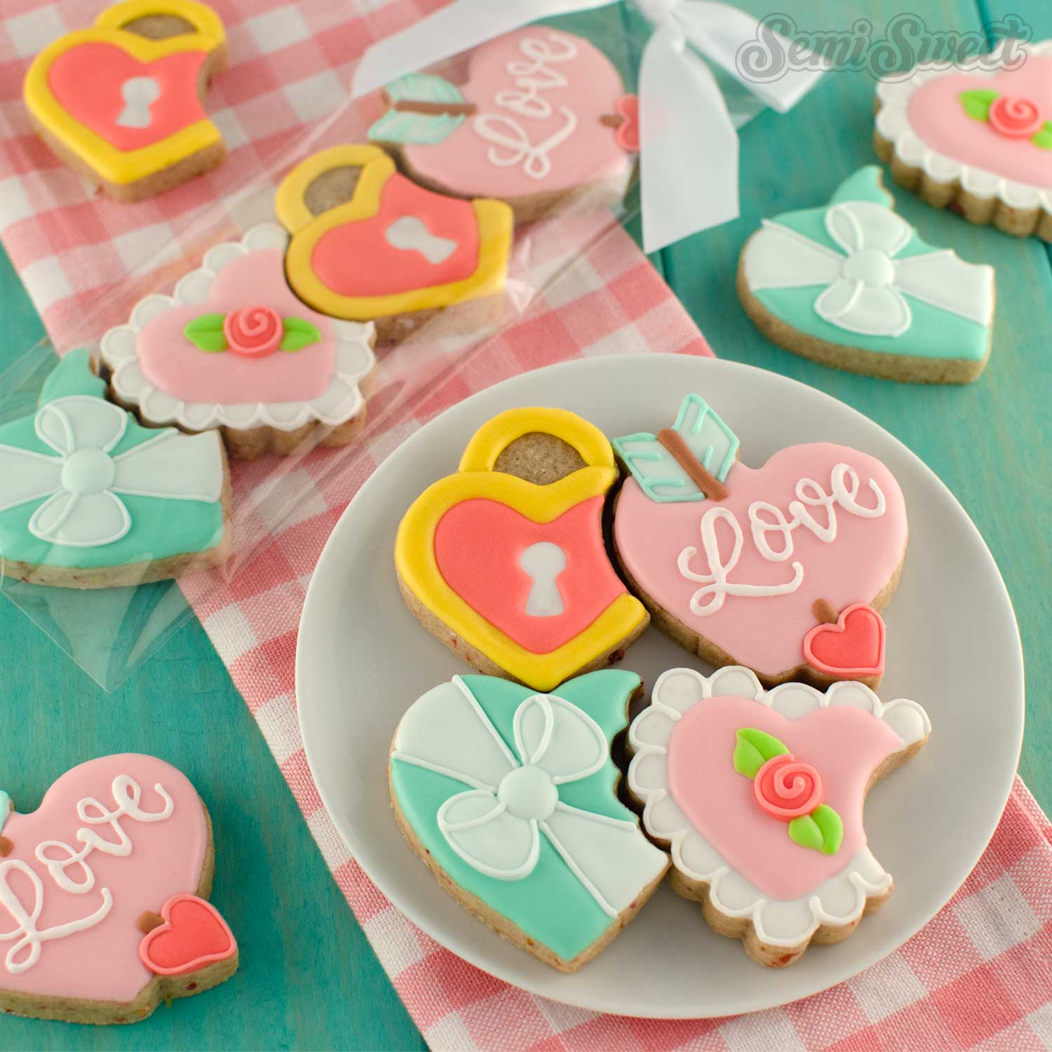 interlocking hearts set | Semi Sweet Designs