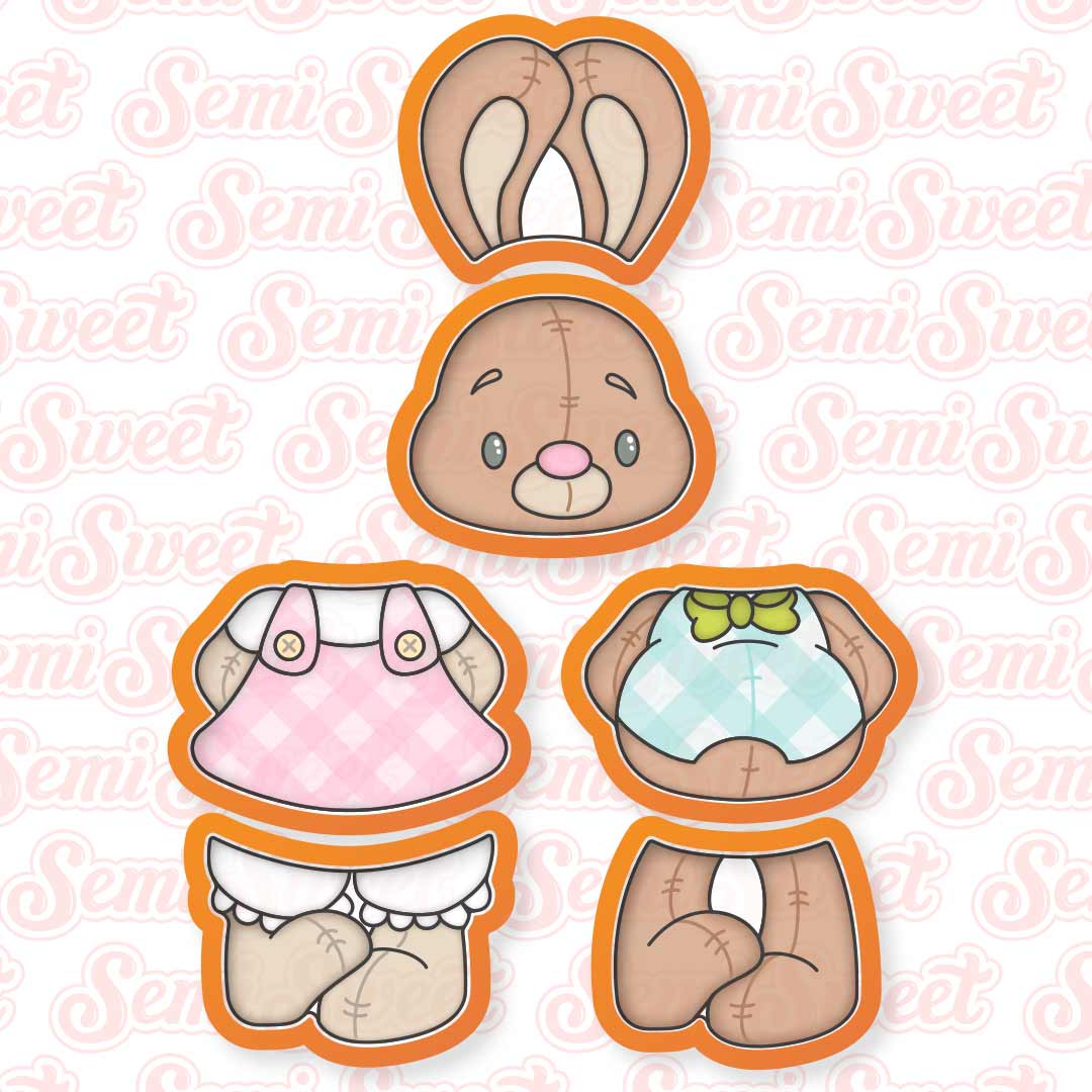 Koekjessnijders Op Een Witte Oude Uitstekende Houten Achtergrond Stock Koekjessnijders Op Een Witte Oude Uitstekende Houten Achtergrond Stock