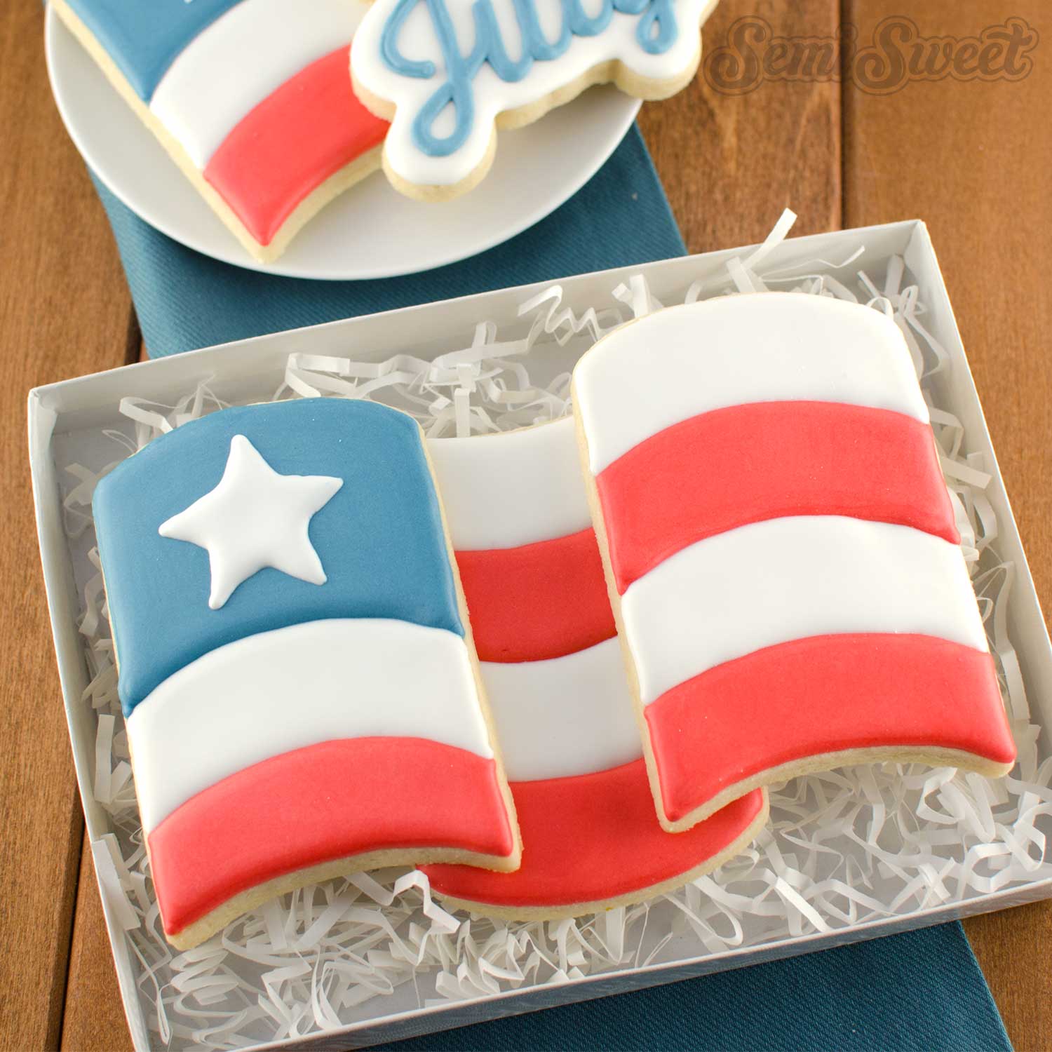 Wavy Flag Cookie Cutter