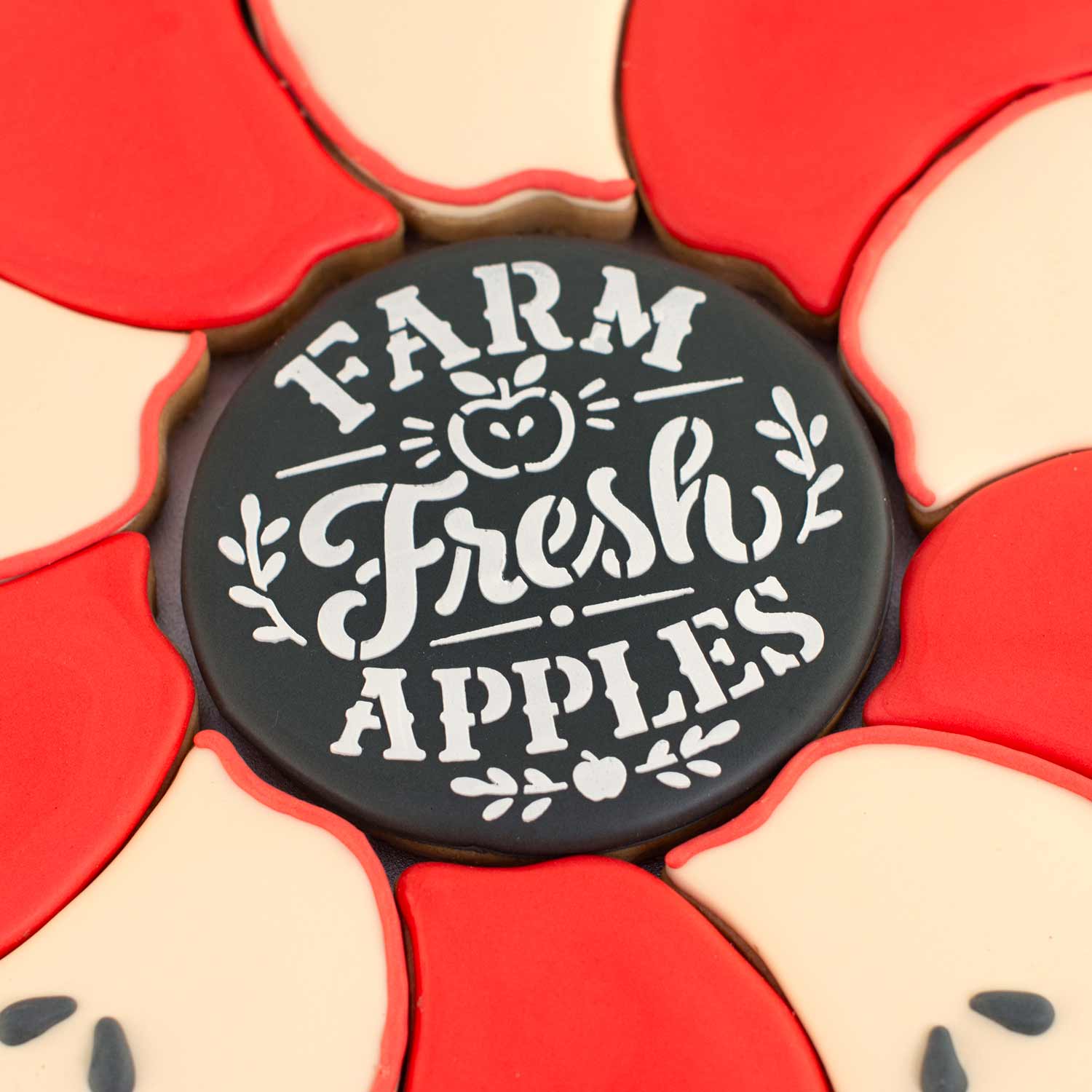Overlapping Apple Platter Cookie Cutter