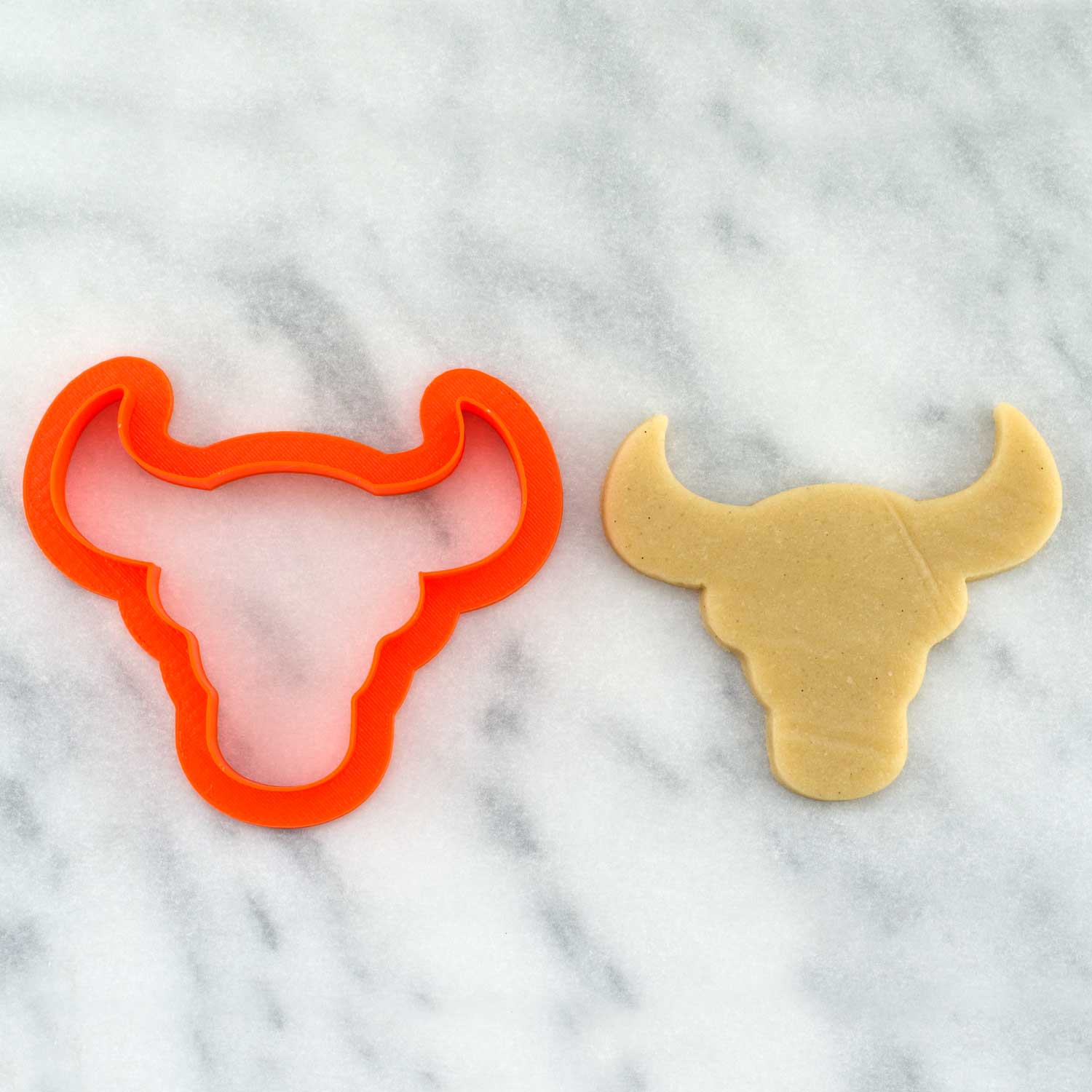 cow-skull-cookie-cutter