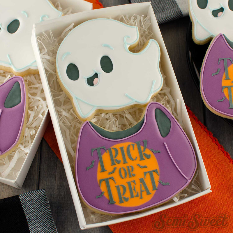 2-Piece Flying Ghost Cookie Cutter Set