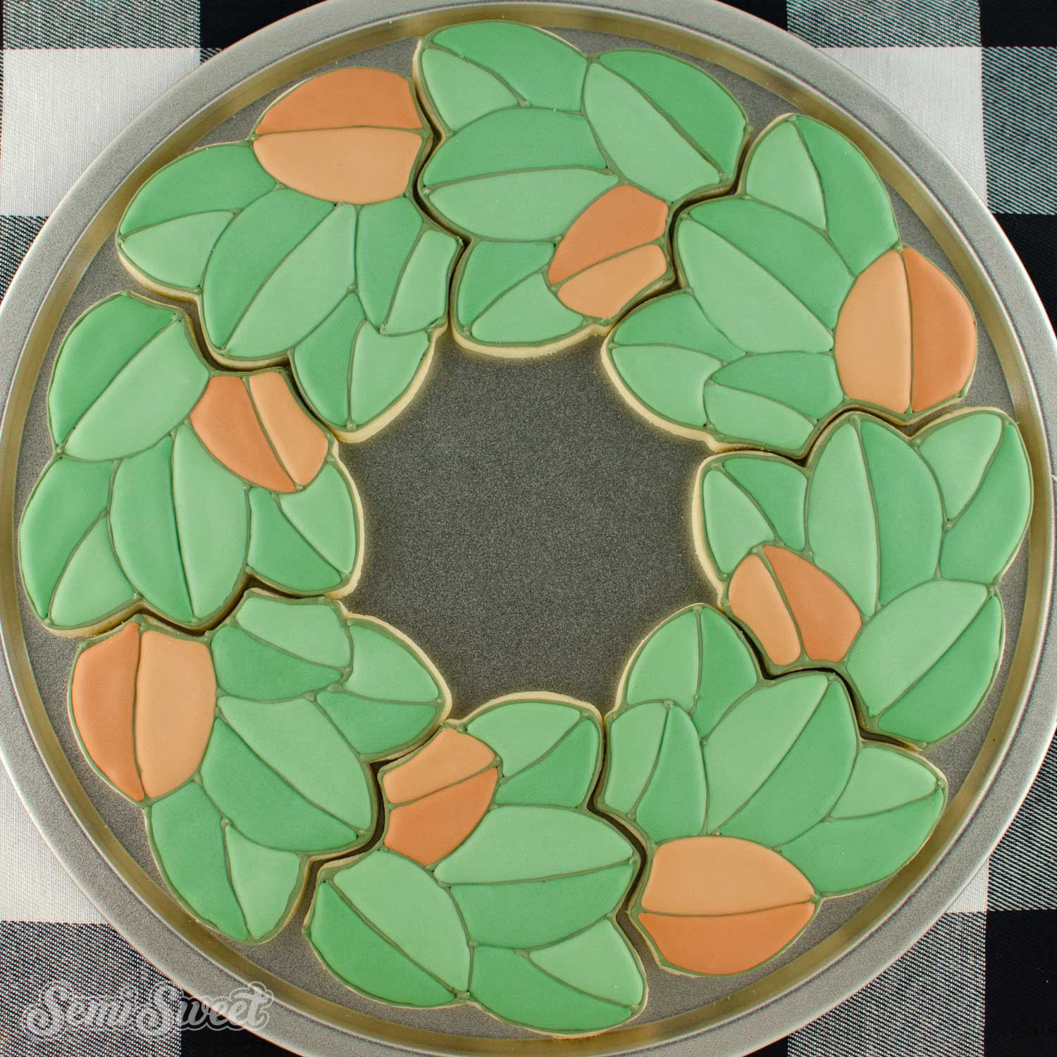 Magnolia Wreath Platter Cookie Cutter Set